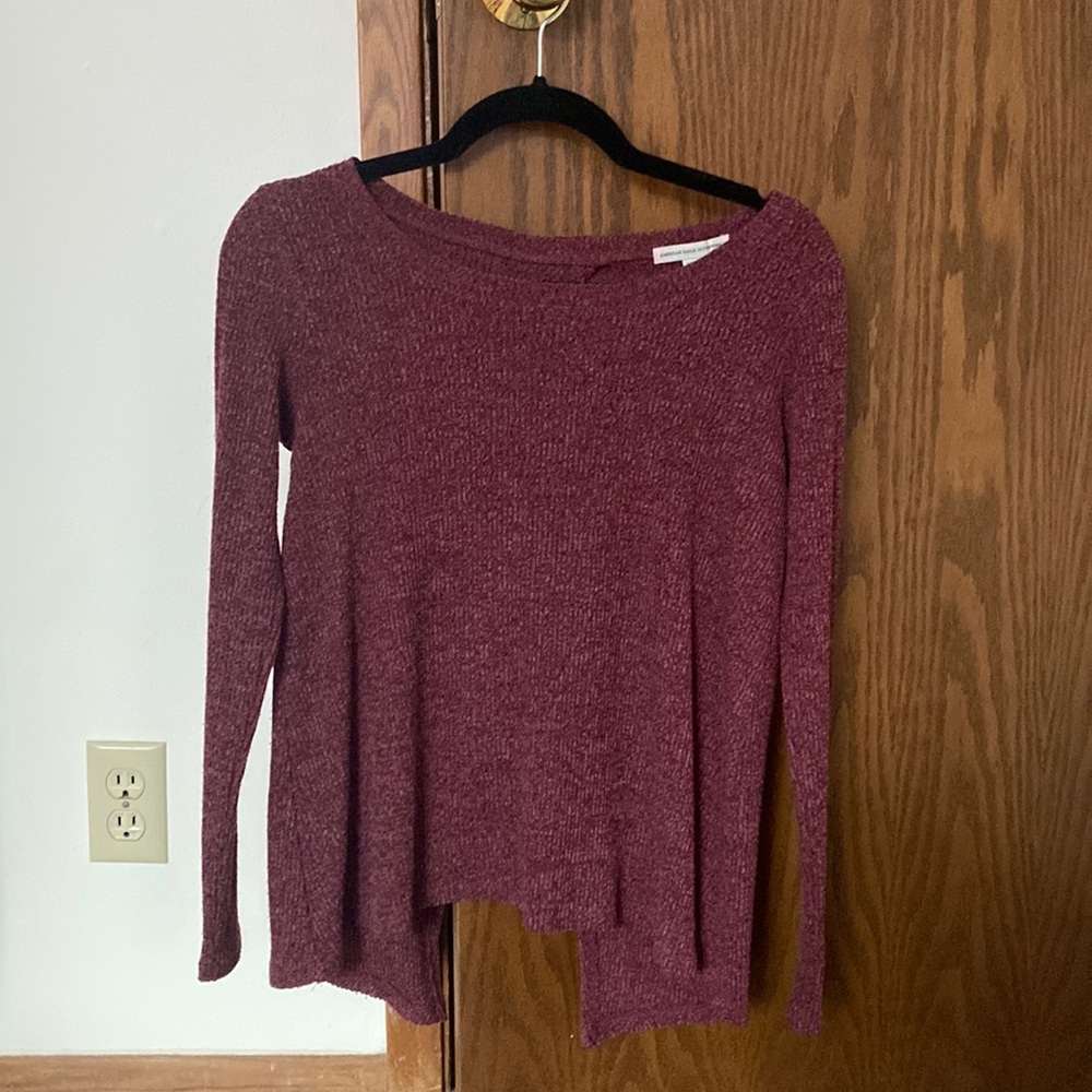 Open back burgundy American eagle top